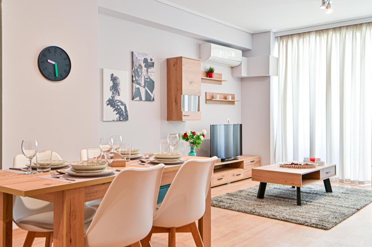 Modern Flat In The Heart Of Port Of Piraeus Apartment Exterior photo